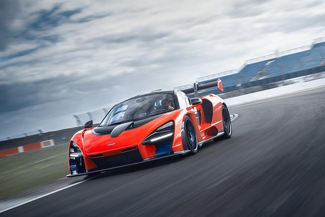 McLaren Senna