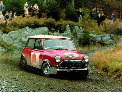 Mini auf alten, neuen Wegen - Kurvenjäger - gestern, heute und morgen