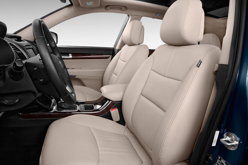 Kia Sorento (Baujahr 2013) Spirit 5 Türen Vordersitze