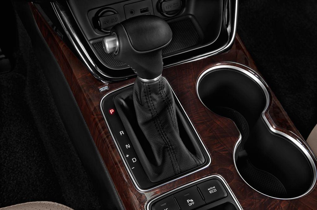 Kia Sorento (Baujahr 2013) Spirit 5 Türen Schalthebel