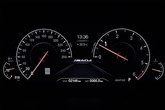 BMW X4 M40d xDrive - langweilige Instrumente