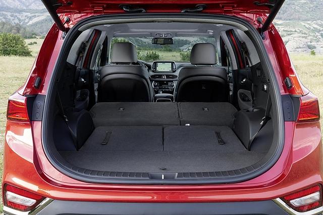Der Laderaum des Hyundai Santa Fe fasst bis zu 1.695 Liter