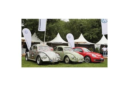 Neuer Beetle trifft legendäre Vorfahren