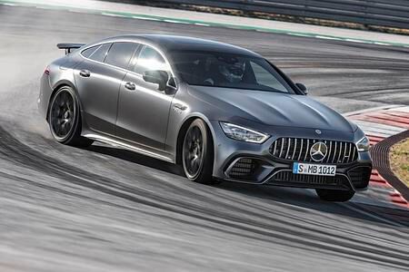 Mercedes-AMG GT 4-Türer Coupé - Start mit starken V8-Versionen