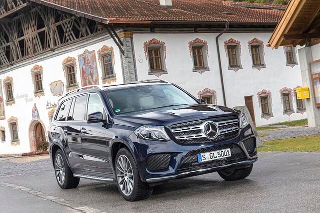 Der Mercedes GLS zählt zu den größten deutschen SUV