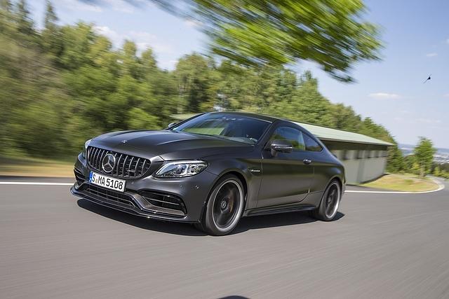 Das Mercedes AMG C 63S Coupé ist bis zu 290 km/h schnell