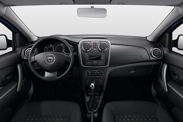 Das Cockpit ist eher schmucklos