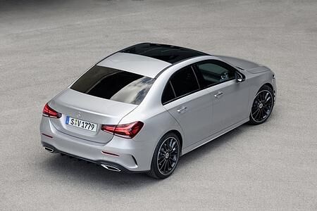 Mercedes A-Klasse Limousine - Stufenlösung
