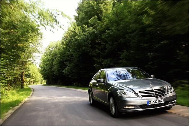 Unser Fazit: Der S 250 CDI lässt sich ohne Anstrengung mit durchschnittlich acht Liter fahren, doch auch weniger als sieben Liter sind nicht fern der Realität