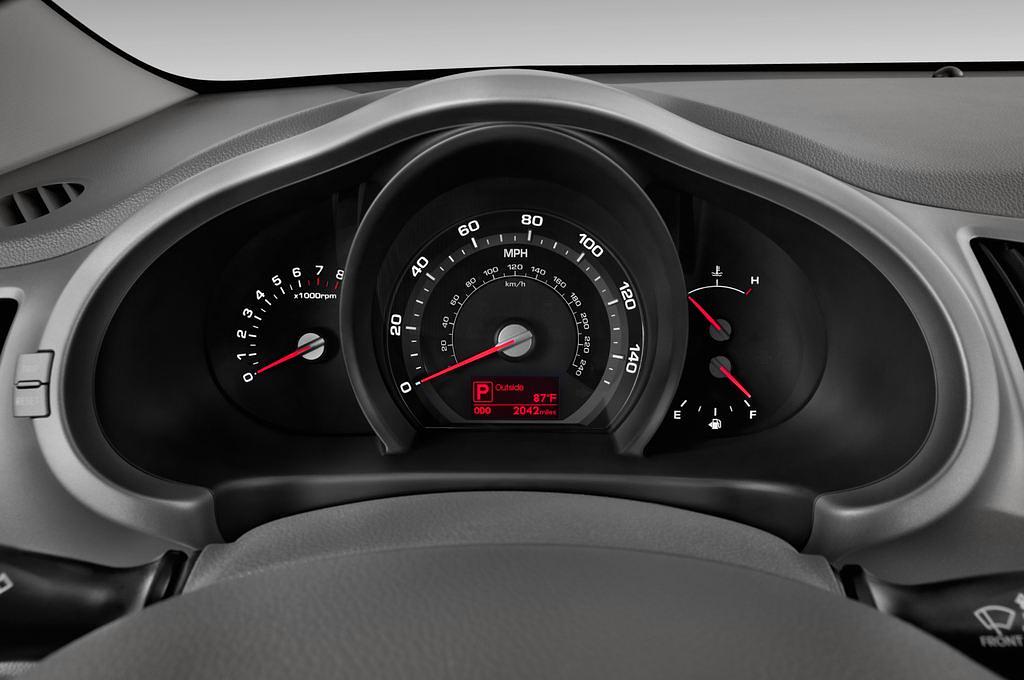 Kia Sportage (Baujahr 2011) - 5 Türen Tacho und Fahrerinstrumente