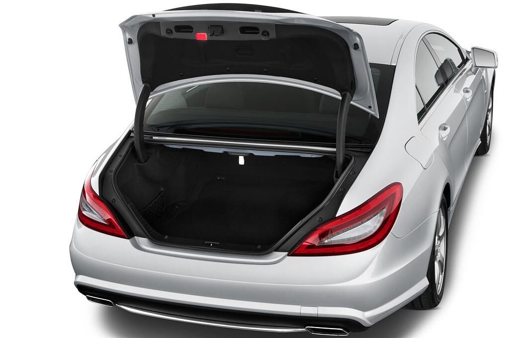 Mercedes CLS (Baujahr 2011) 500 4 Türen Kofferraum