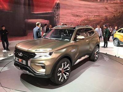 Automesse in Moskau  - Ladas Heimspiel