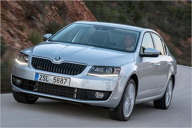 Komplett neu rollt der Skoda Octavia an den Start