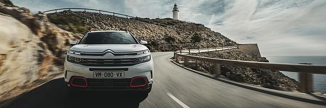 Eine PHEV-Version mit 230 PS soll Ende 2019 erscheinen