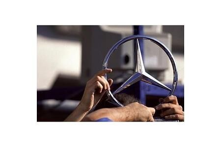 Neues Papamobil ist ein Hybrid-Mercedes