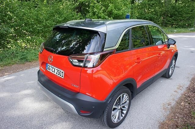 Der Opel Crossland teilt sich die Plattform mit dem Peugeot 2008 und dem Citroën C3 Aircross