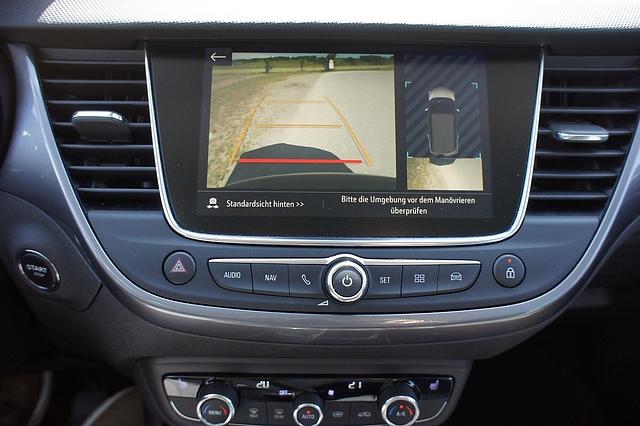 Das Infotainment funktioniert gut