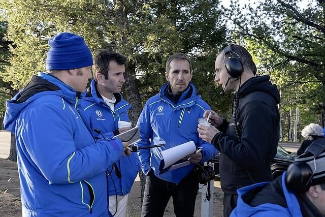 Teambesprechung beim I.D. R Pikes Peak Test