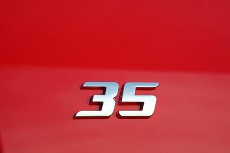 VW Golf GTI Edition 35