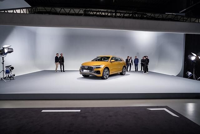 Audi Q8 -