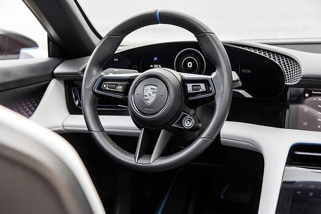 Die Fahrprogramme ähneln denen der Modelle mit Verbrennungsmotor - nur \"Range\" kommt dazu