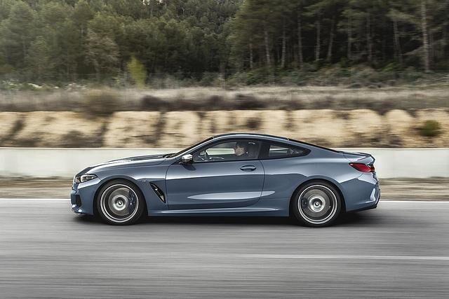 BMW M 850i Coupé - 4,84 Meter lang
