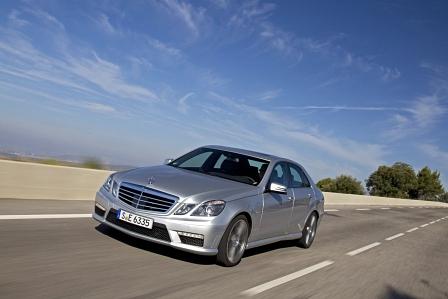 Mercedes E 63 AMG mit Biturbo