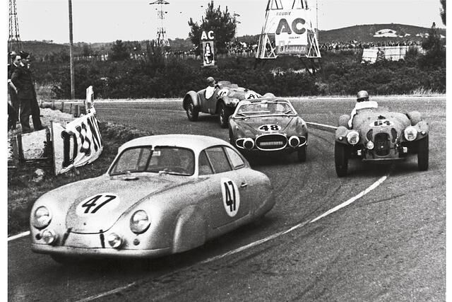 Porsche 356 SL beim Rennen in LeMans, 1952