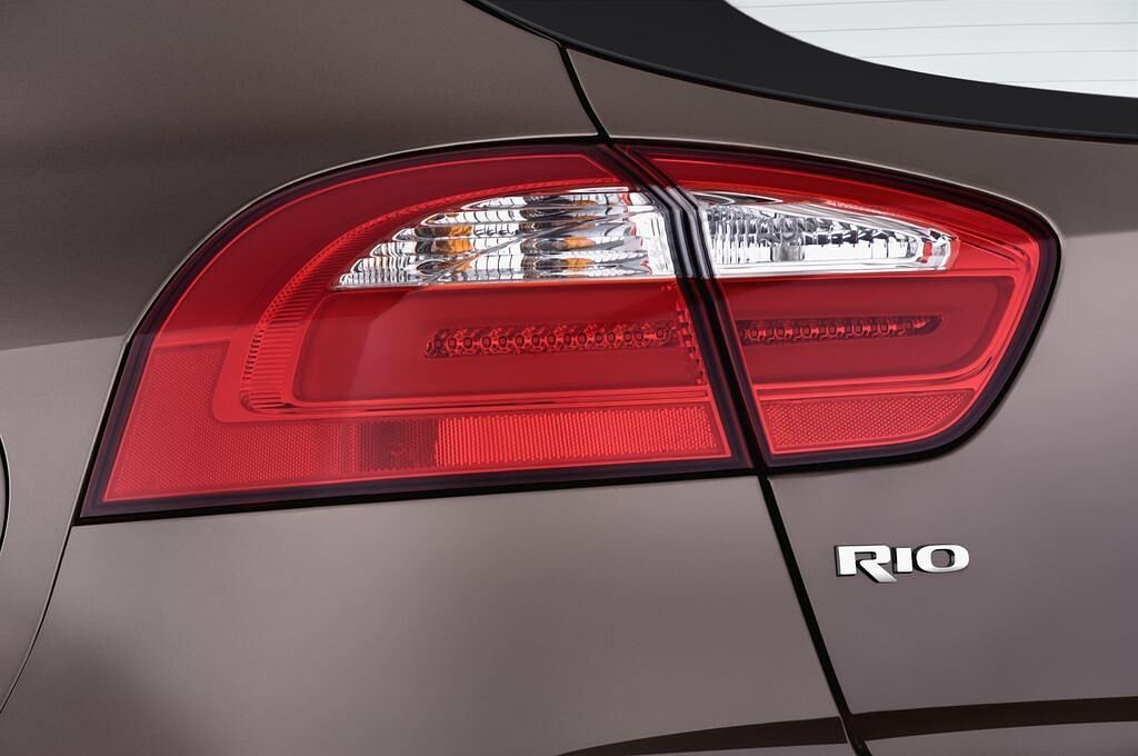 Kia Rio (Baujahr 2011) Spirit 5 Türen Rücklicht