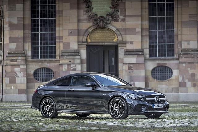 Mercedes AMG C43 Coupé 4matic - 4,68 Meter lang