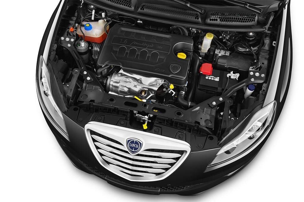 Lancia Delta (Baujahr 2013) Platinum 5 Türen Motor