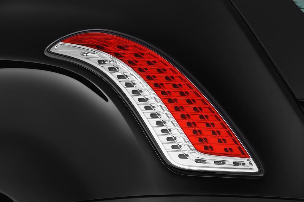 Lancia Delta (Baujahr 2013) Platinum 5 Türen Rücklicht