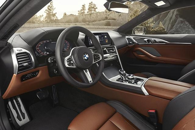 Edel und komfortabel: Das Cockpit im BMW M850i Coupe