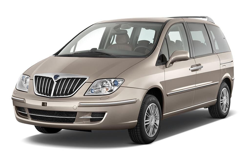 Lancia Phedra (Baujahr 2009) - 5 Türen seitlich vorne