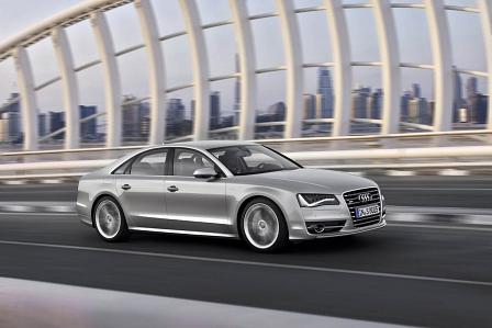 Audi S8 - Rasende Trickkiste