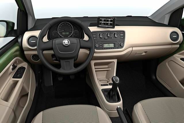 Der Innenraum des Skoda Citigo ist sachlich und aufgeräumt
