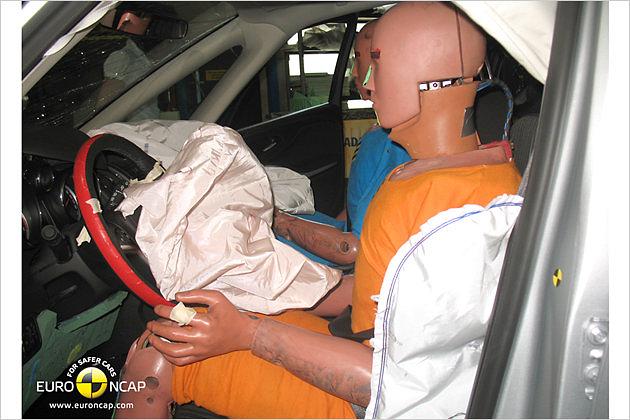 Opel Zafira Tourer, Erwachsenensicherheit: 94 Prozent