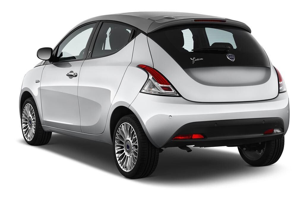 Lancia Ypsilon (Baujahr 2010) Platino 3 Türen seitlich hinten