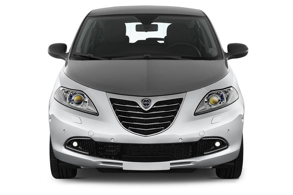 Lancia Ypsilon (Baujahr 2010) Platino 3 Türen Frontansicht
