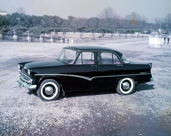 Nissan Prince Skyline 1957, erste japanische Sportlimousine in Europa 