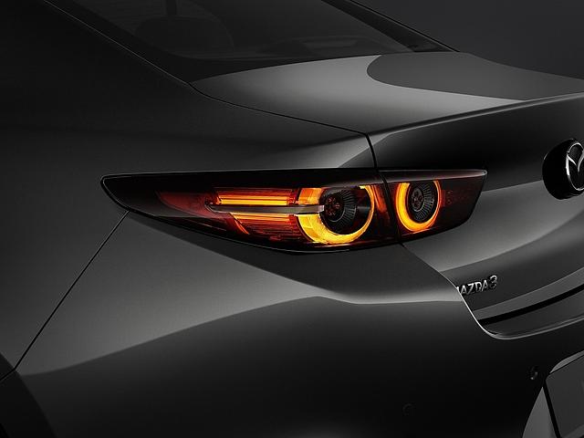 Mazda 3 Fastback - LED-Rücklichter
