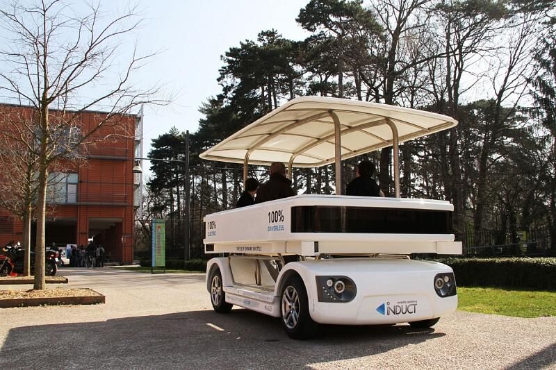 Die Induct-Entwickler hoffen, dass ihr Fahrzeug im kommenden Jahr für ein europäischensPilotprojekt ausgewählt wird, bei dem fünf Städte in verschiedenen Ländern fahrerlose Citymobile testen.