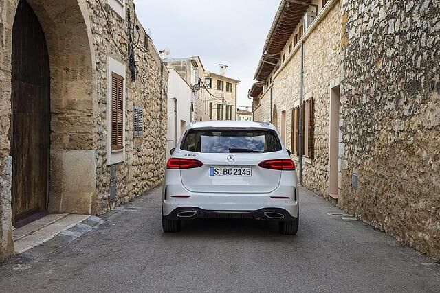 Mercedes-Benz B 200