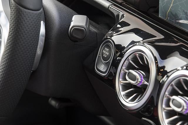 Die Lüftungen im Turbinen-Style sind nicht jedermanns Favorit Mercedes-Benz B 200
