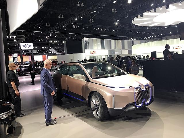 BMW iNext