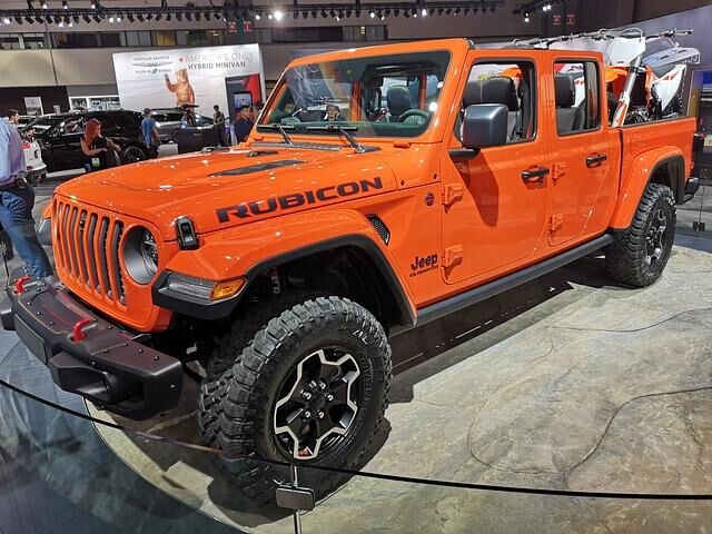 Jeep Gladiator - Transportkompetenz im Matsch