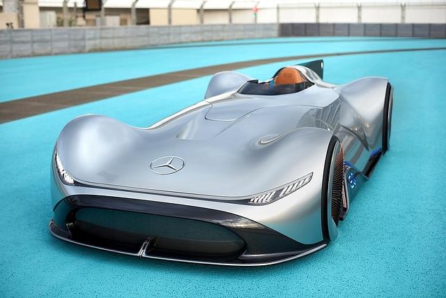 Mercedes Vision EQ Silver Arrow