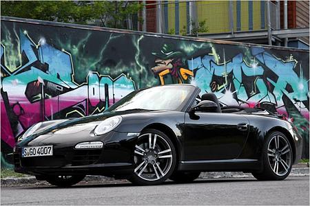 Porsche 911 Black Edition Cabrio im Test