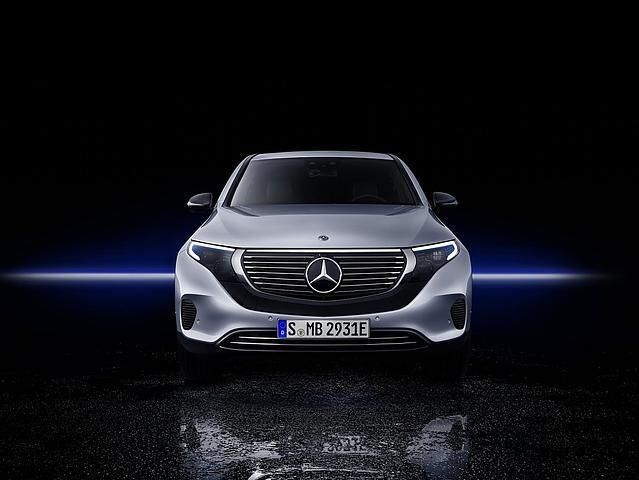Mercedes EQ C - Black Panel Optik vorne