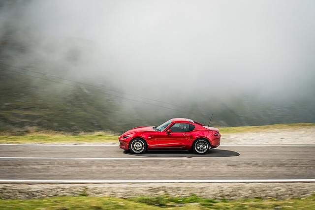 Mit dem Mazda MX-5 RF im rumänischen Gebirge unterwegs